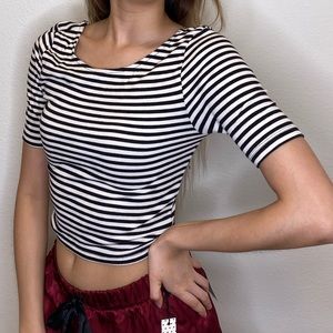 F21 NEW STRIPED MID SLEEVE